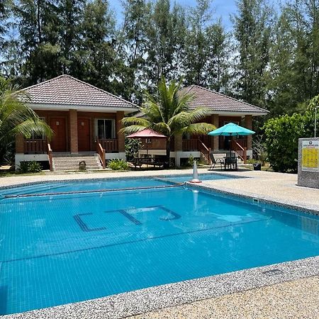 Casa Tanjung Jara Dungun Exterior foto